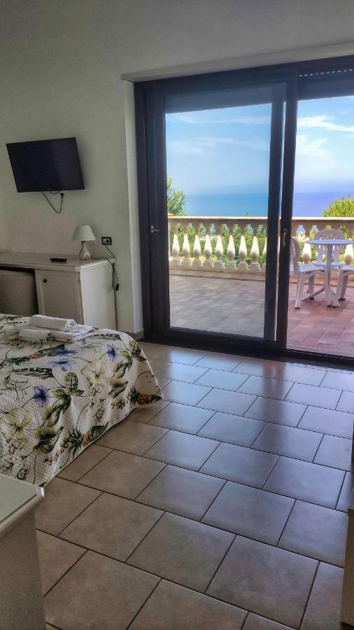 Hotel Residenza Domus Aurea Tropea- Vista Mare Santa Domenica Talao Exterior foto