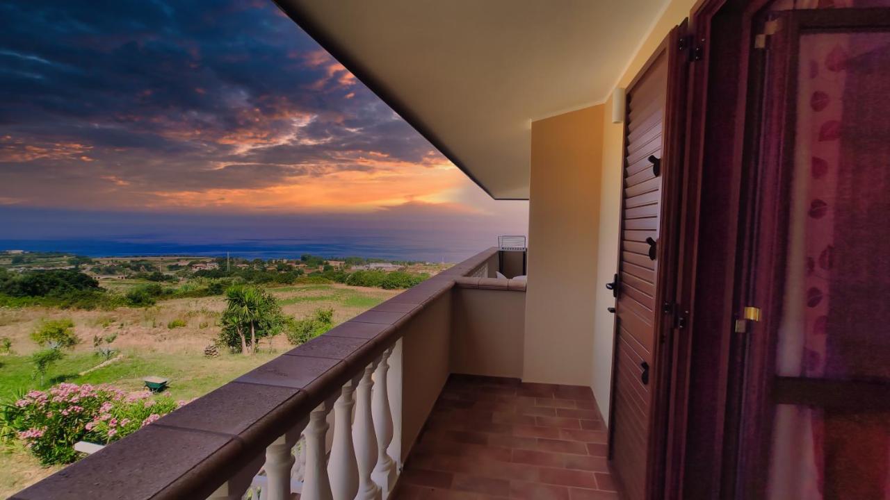 Hotel Residenza Domus Aurea Tropea- Vista Mare Santa Domenica Talao Exterior foto