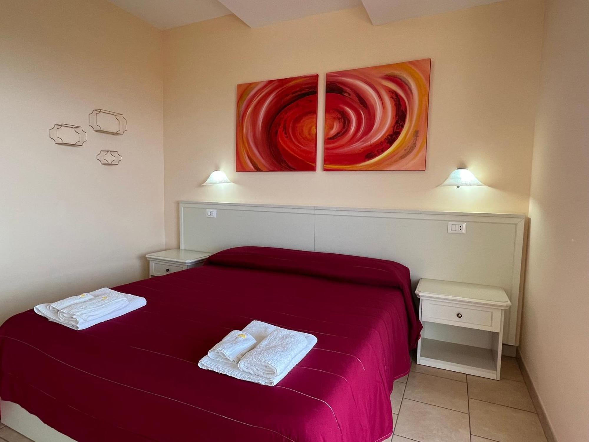 Hotel Residenza Domus Aurea Tropea- Vista Mare Santa Domenica Talao Exterior foto